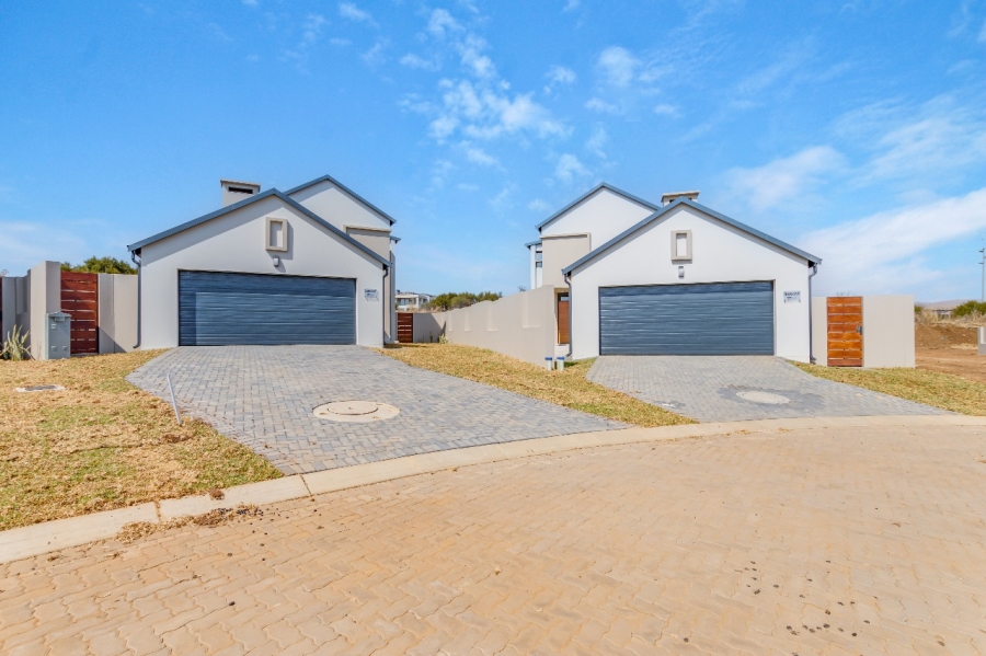 3 Bedroom Property for Sale in La Camargue Private Country Estate North West